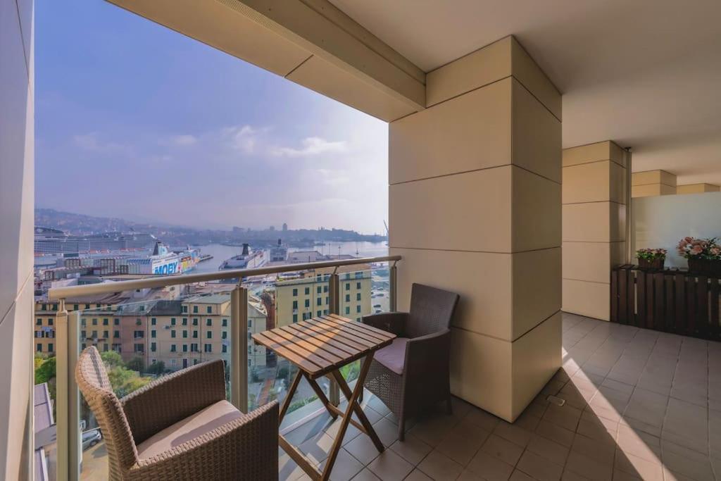 5 Stars Apart Sea View Генуя Экстерьер фото